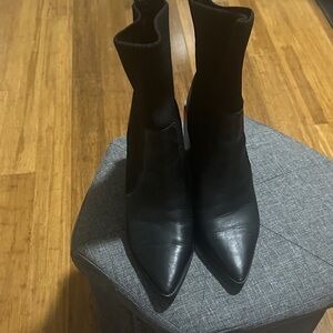 Elegant Black Women's Boots
